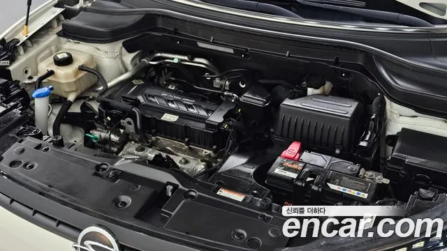 KG_Mobility_Ssangyong TIBOLI 2017 thumb 5