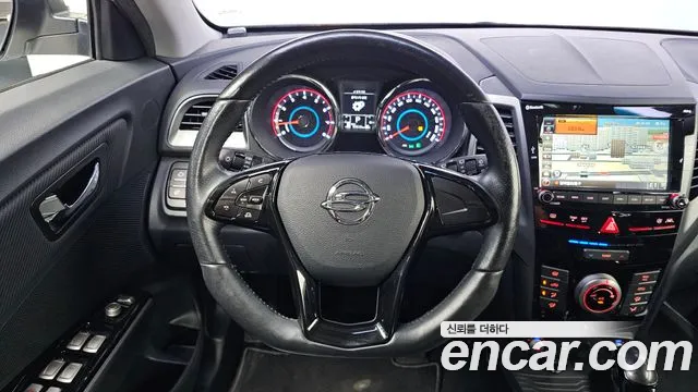 KG_Mobility_Ssangyong TIBOLI 2017 thumb 12