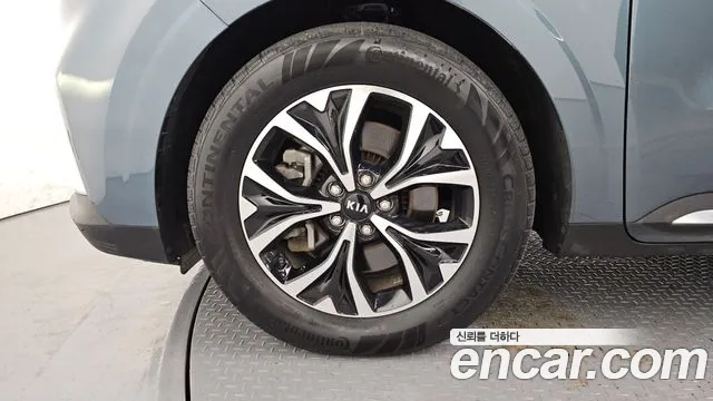Kia Carnival 2020 thumb 5