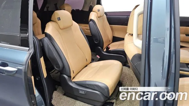 Kia Carnival 2020 thumb 11