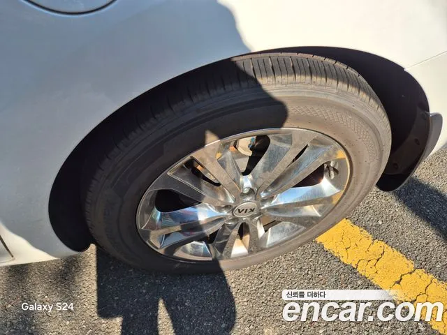 Kia Carnival 2018 thumb 5