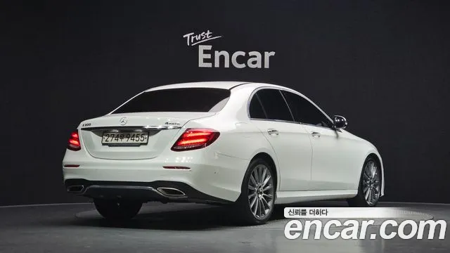 Mercedes-Benz E-Класс 2018 thumb 2