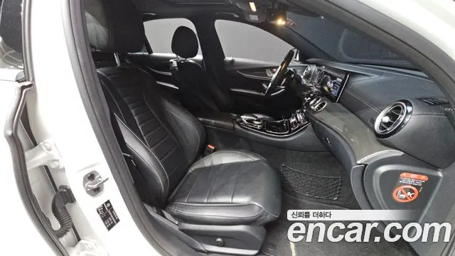 Mercedes-Benz E-Класс 2018 thumb 11