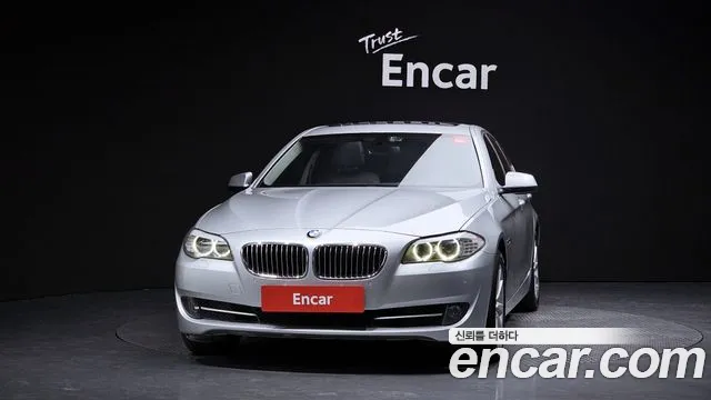 BMW 5 серии 2011 thumb 3