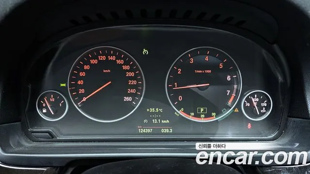 BMW 5 серии 2011 thumb 8