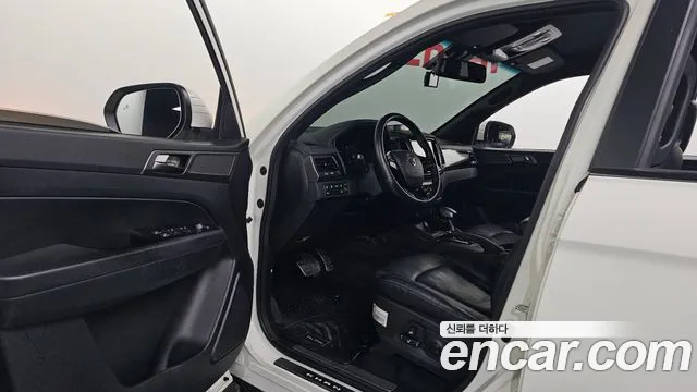 KG_Mobility_Ssangyong Rexton 2022 thumb 9