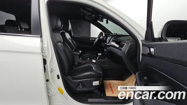 KG_Mobility_Ssangyong Rexton 2022 thumb 11