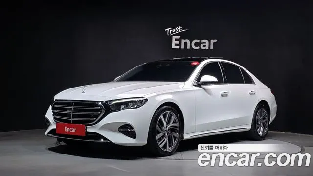 Mercedes-Benz E-Класс 2024 1