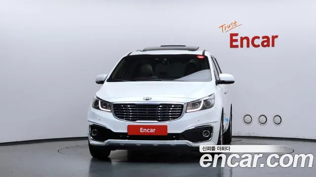 Kia Carnival 2015 thumb 3