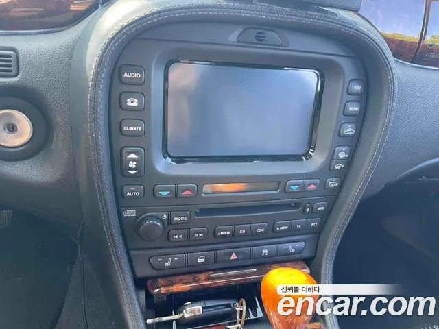 Jaguar S-TYPE 2008 thumb 10
