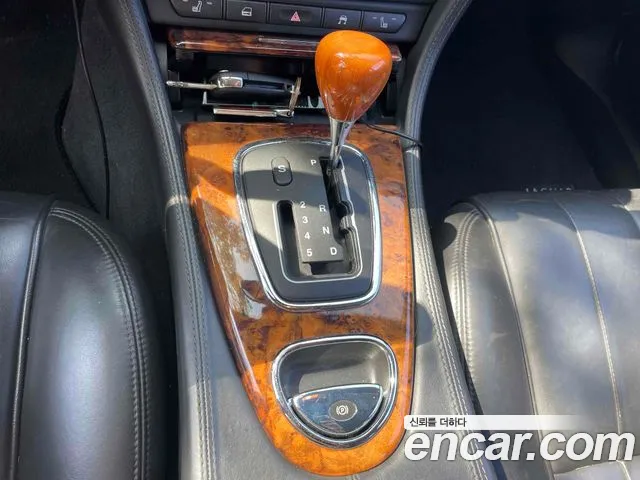 Jaguar S-TYPE 2008 thumb 11