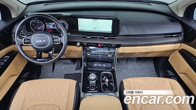 Kia Carnival 2023 thumb 6