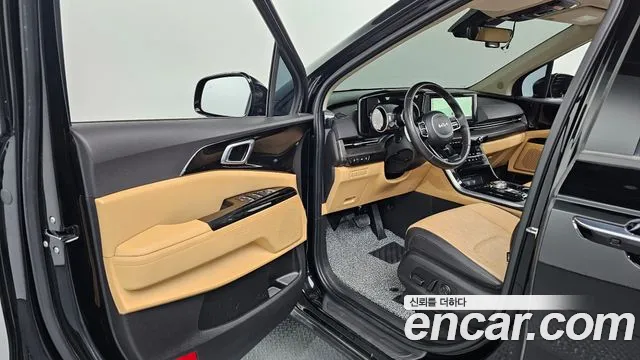 Kia Carnival 2023 thumb 9