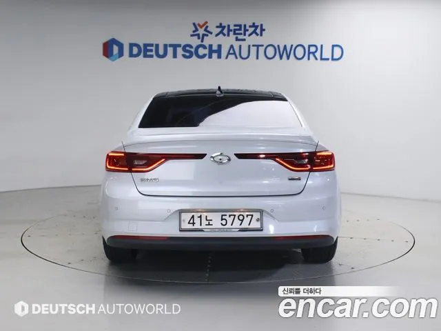Renault Megane 2016 thumb 4