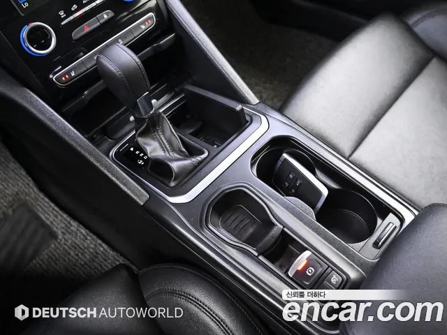 Renault Megane 2016 thumb 9