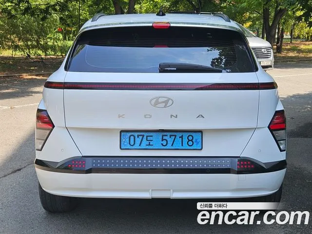Hyundai Kona 2025 thumb 4