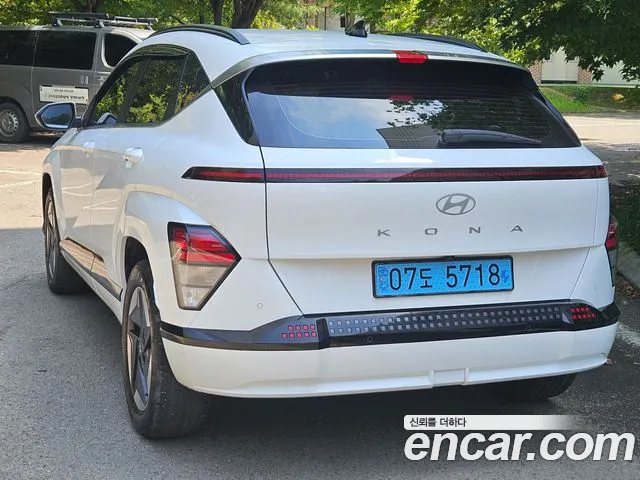 Hyundai Kona 2025 thumb 6