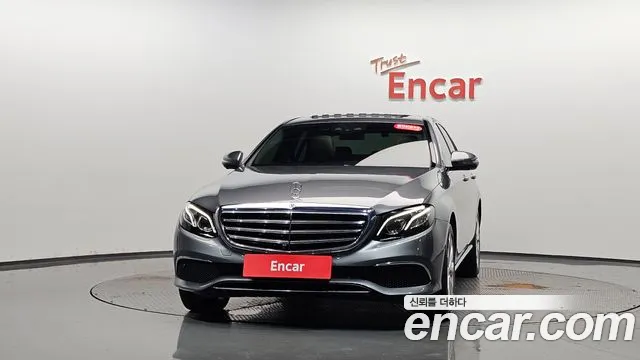 Mercedes-Benz E-Класс 2018 thumb 2