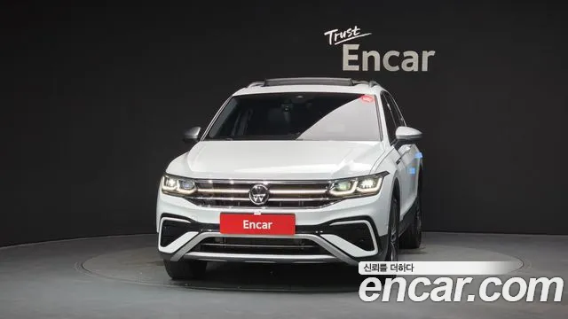 Volkswagen Tiguan 2024 thumb 3