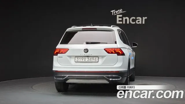 Volkswagen Tiguan 2024 thumb 4