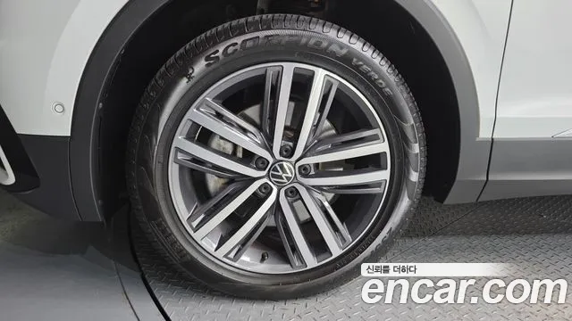 Volkswagen Tiguan 2024 thumb 5