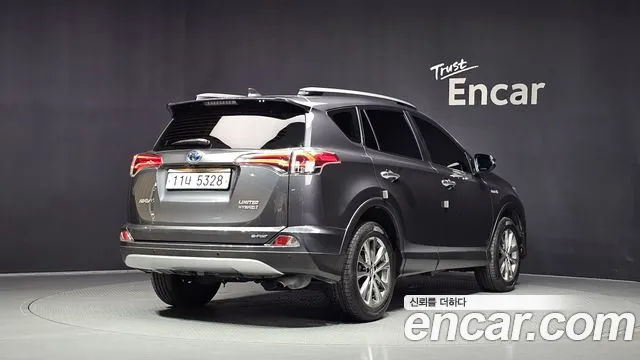 Toyota RAV4 2017 thumb 2