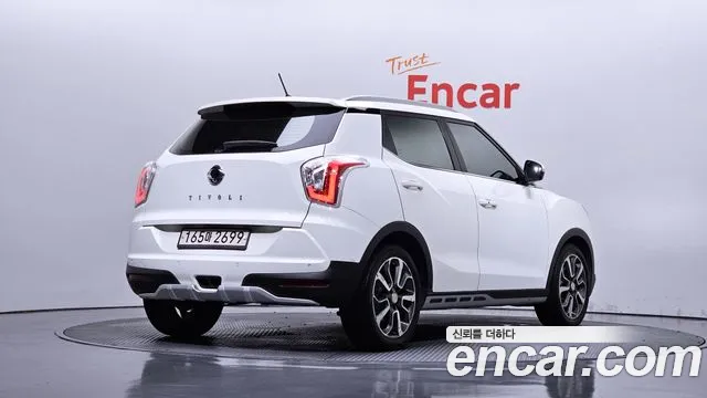 KG_Mobility_Ssangyong TIBOLI 2016 thumb 2