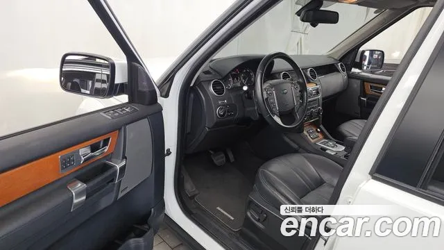 Land Rover Discovery 2013 thumb 10