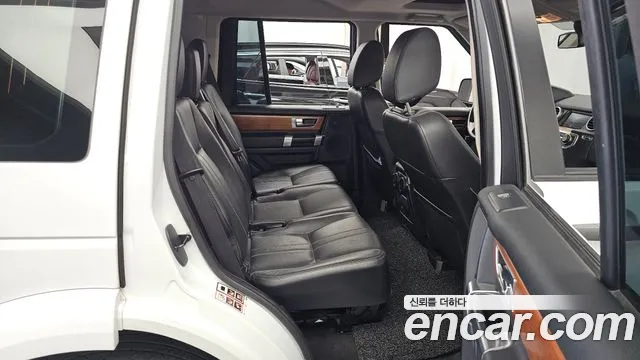 Land Rover Discovery 2013 thumb 12