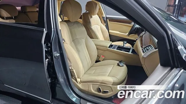 Genesis G80 2019 thumb 12