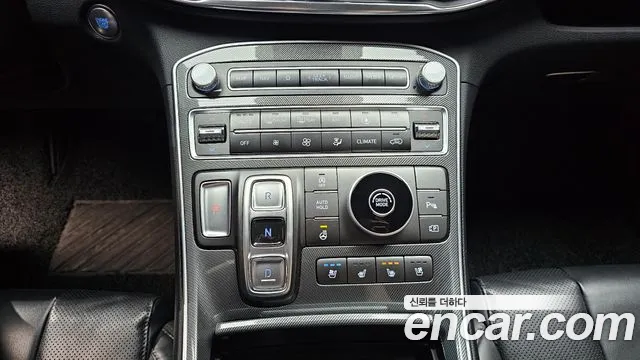 Hyundai Santa Fe 2020 thumb 9