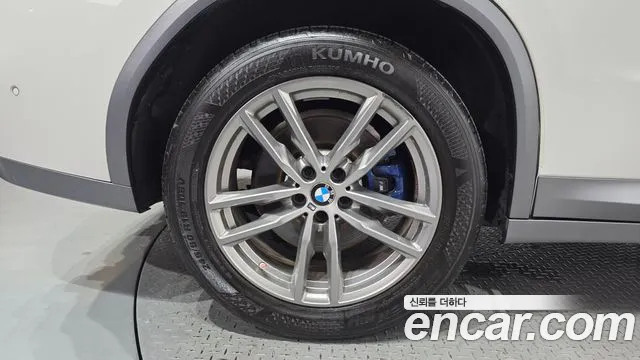 BMW X4 2021 thumb 5