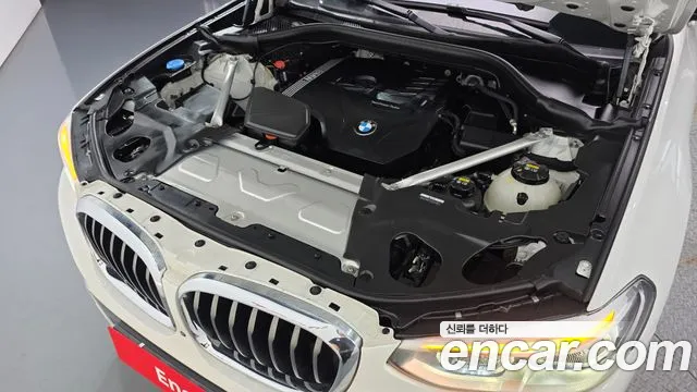 BMW X4 2021 thumb 6
