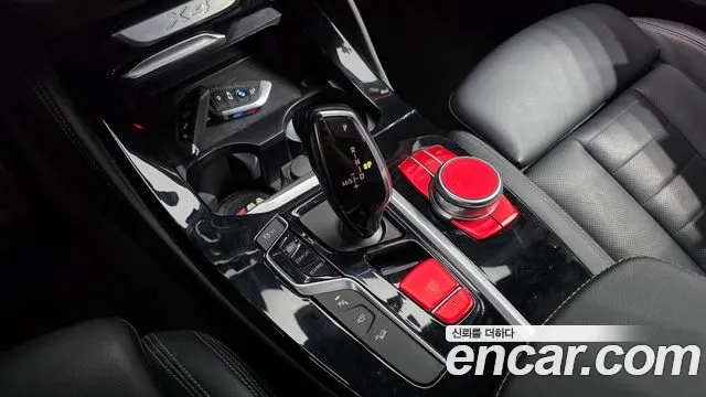 BMW X4 2021 thumb 9
