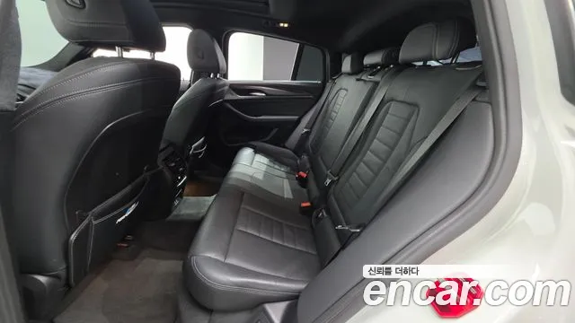 BMW X4 2021 thumb 12