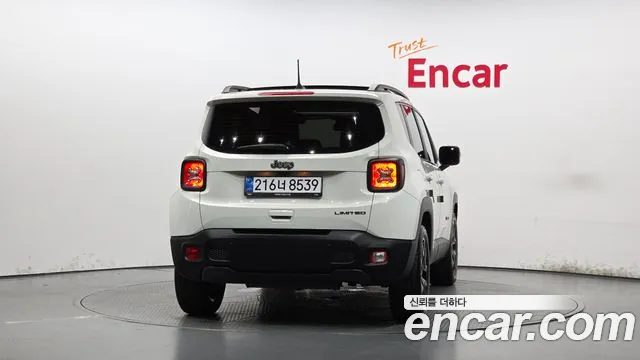 Jeep Renegade 2022 thumb 3