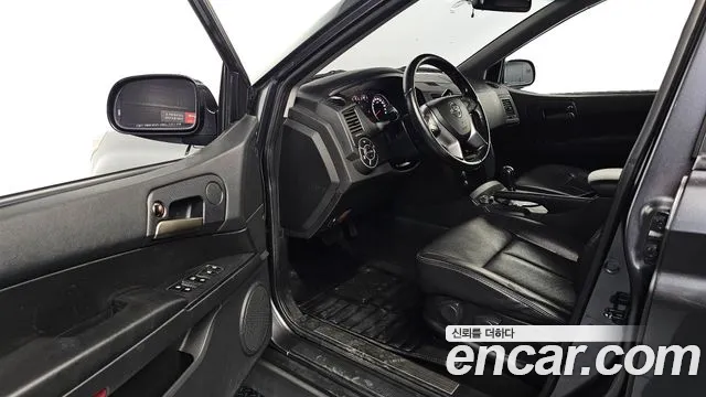 KG_Mobility_Ssangyong KORANDO 2015 thumb 10