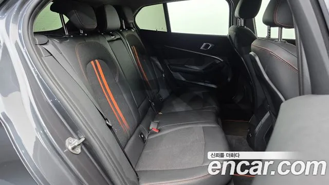 BMW 1-Series 2020 thumb 12