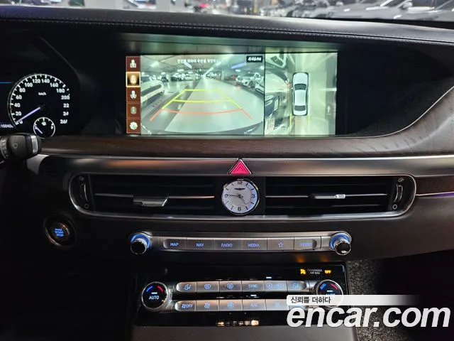 Genesis G90 2019 thumb 6