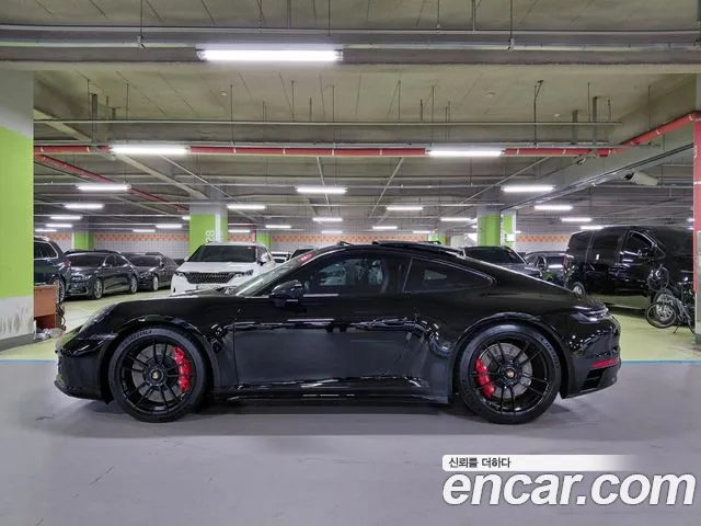 Porsche 911 2023 thumb 5