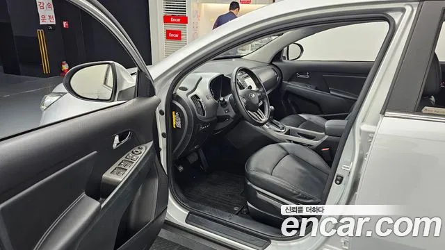 Kia Sportage 2014 thumb 10