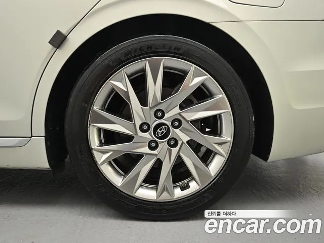 Hyundai Grandeur 2020 thumb 5