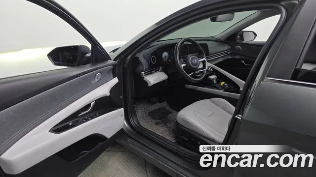 Hyundai Avante 2022 thumb 10