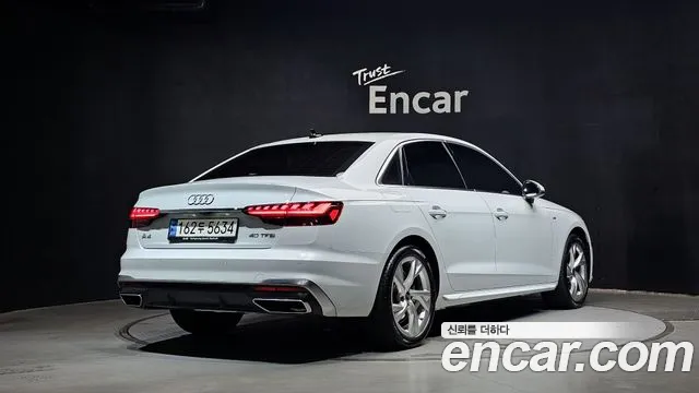 Audi A4 2022 thumb 2