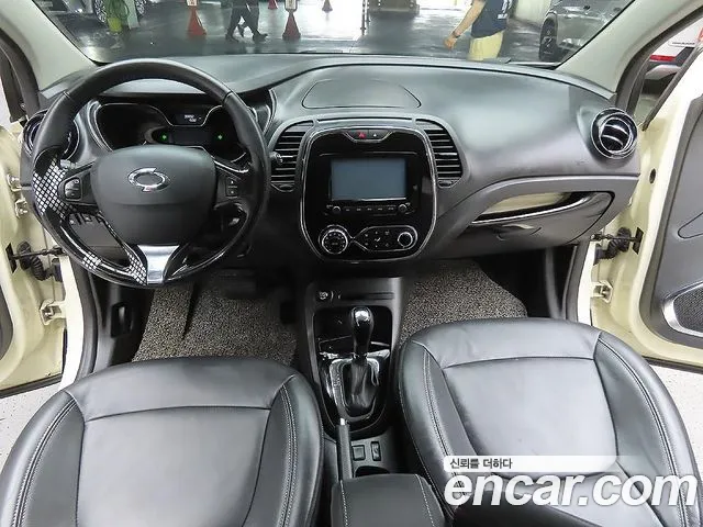 Renault-KoreaSamsung Captur 2015 thumb 7