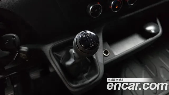 Renault Master 2024 thumb 9