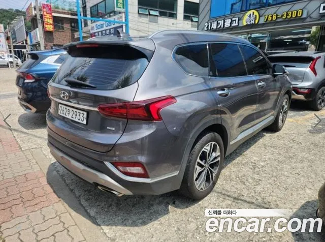 Hyundai Santa Fe 2019 thumb 4