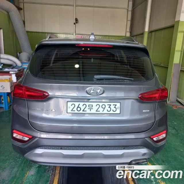 Hyundai Santa Fe 2019 thumb 7