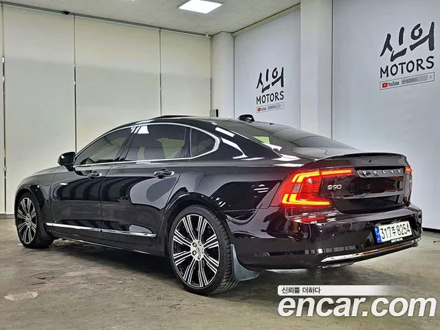 Volvo S90 2023 thumb 2