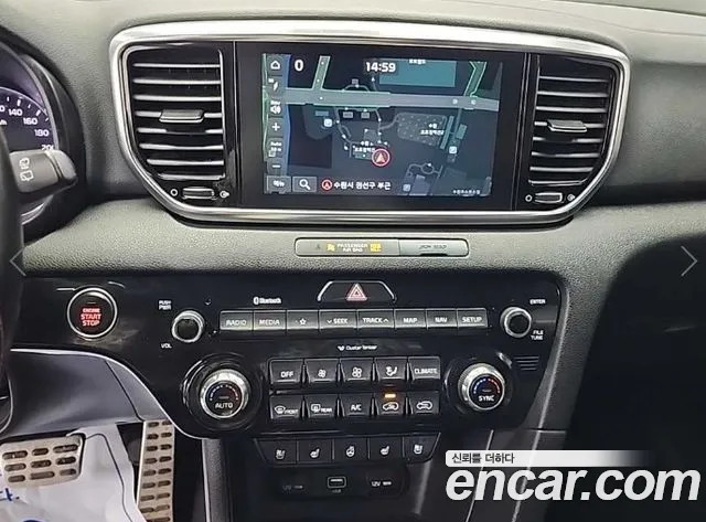 Kia Sportage 2018 thumb 10